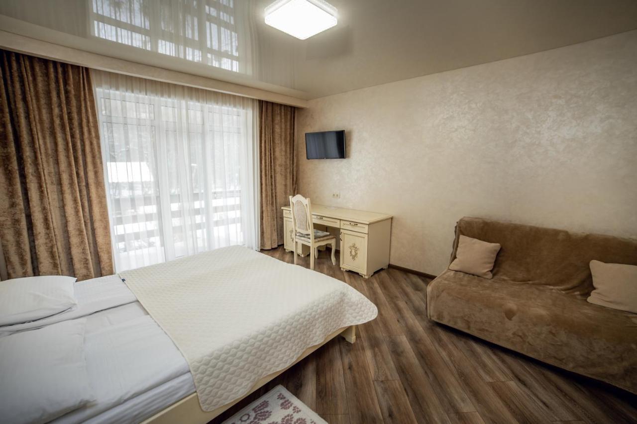 Августин Hotel nghỉ mát nghỉ mát Solochin Ngoại thất bức ảnh