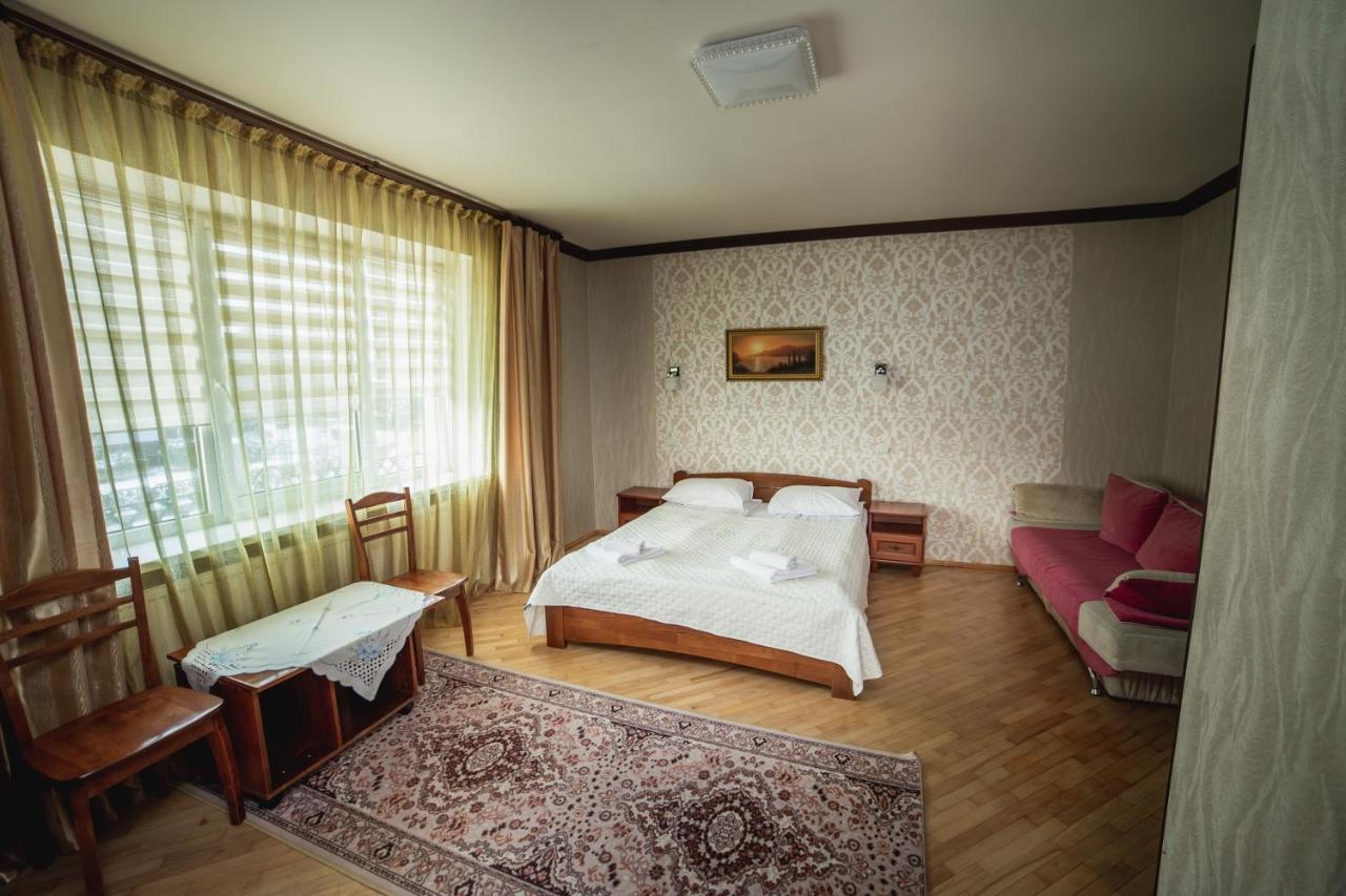 Августин Hotel nghỉ mát nghỉ mát Solochin Ngoại thất bức ảnh